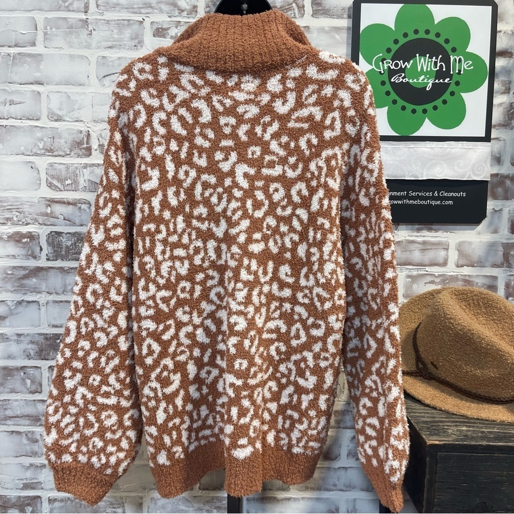 Cozy Brown and White Cowl Neck Sweater small - Picture 6 of 8